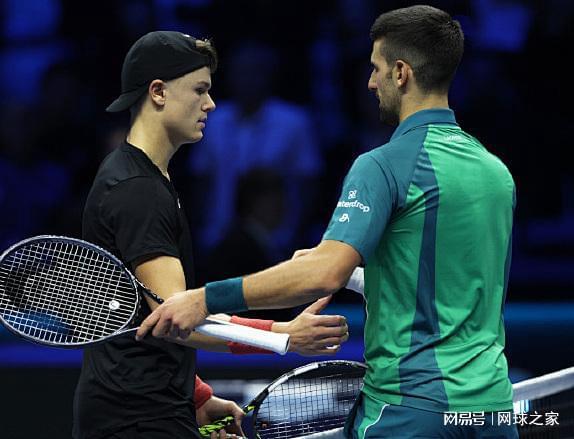 苏群举了一 苏群举了一